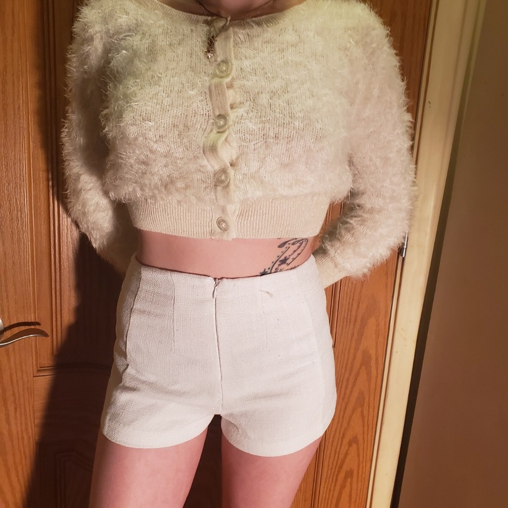 White High Waisted Mom Shorts SZ S
